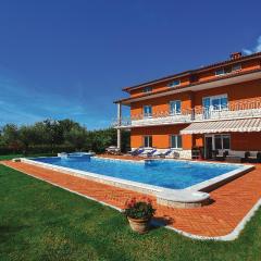 Beautiful Home In Sezana With Jacuzzi, Sauna And Outdoor Swimming Pool