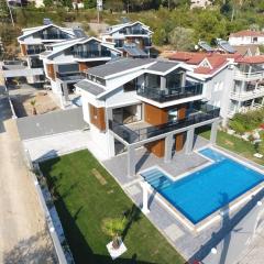 Göcek Marin C 4+1 Villa, Özel Havuzlu