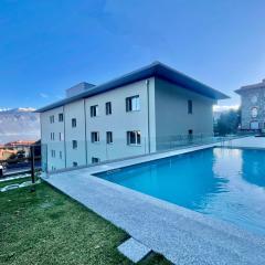 Condominio Modern House