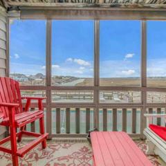 Amazing Direct Inlet View Steps from the Ocean