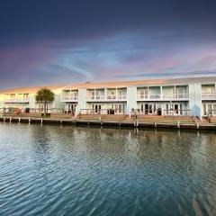 Rockport Waterfront Condo on Key Allegro Island