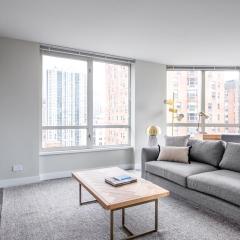 Gold Coast 2BR w Gym Lounge Pool nr Mag Mile CHI-231