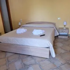 Alloggio turistico Magnifico Alessandro Valle Bernardo 04025 Lenola nei pressi di Fondi LT