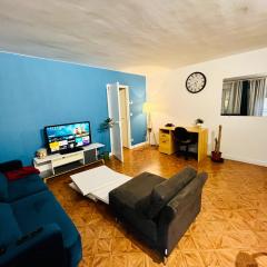 Stylish Unit in the Center of Senlis