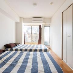２ beds. Comfortable . Dotonbori / Kuromon Market.