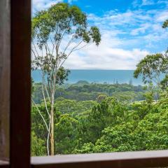 Lush North Byron home-Ocean views-12 min Byron Bay