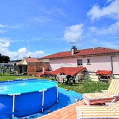 Lovely Home In Flacheres With Kitchenette