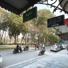The Center Gem - Best location next to Hoan Kiem Lake - Ctrl S by 1996 - Guest house, serviced apartment