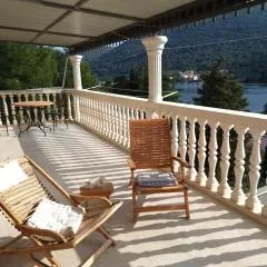 Apartments Karmela