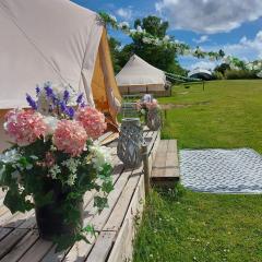 Hopgarden Glamping - Luxury 6m bell tent