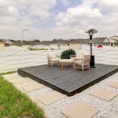 Houston Vacation Rental with Private Yard!
