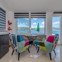 Apartment in Arbanija with sea view, balcony, air conditioning, WiFi 5138-1