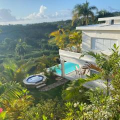 Piscina vista al mar, Jacuzzi con agua caliente