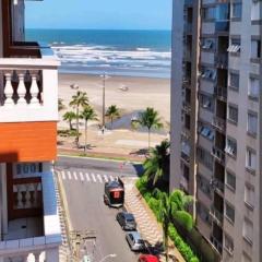 Apto Vista Mar/ 50m da Praia - Wi-Fi - Completo.
