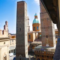 Albergo Garisenda con terrazza panoramica sulle Due Torri