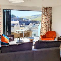 11 Putsborough - Luxury Apartment at Byron Woolacombe, only 4 minute walk to Woolacombe Beach!