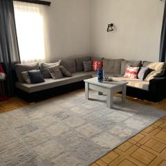 Пешком до Эребуни