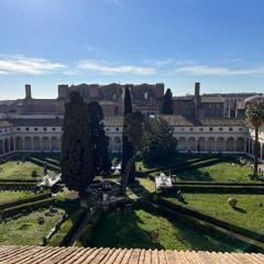 Camera x2 con magnifica vista sul Chiostro di Michelangelo e le Terme di Diocleziano