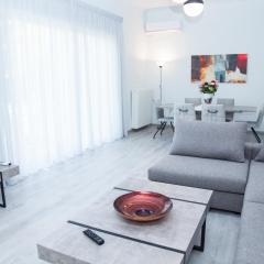 Sunny and minimal apt in Glyfada with 3 bdrm