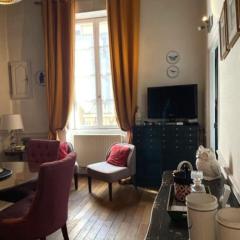 CHARMING FLAT IN HISTORICAL CENTRE