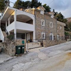 Villa authentique et spacieuse en montage à 10 minutes de la mer