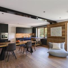 Chalet Benoit - Modern Chalet 8 Pax Free Parking Mountain View - By Cozee Rentals