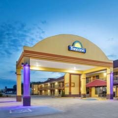 Days Inn by Wyndham Muscle Shoals