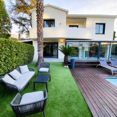 VILLA BEL AIR CANNES - 240m2 - Freshly completely renovated - Beach - Pool - No Party allowed - No bachelor-ette stay