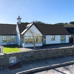 4 bedroom Holiday Home In Union Hall, West Cork