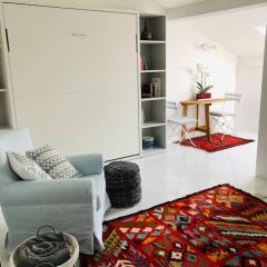 “Studio’ del Mare” nel pieno centro di Sanremo