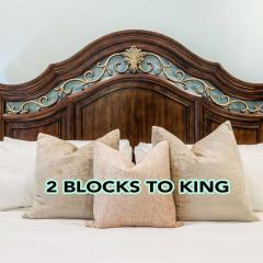Private Porch with Parking - 2 Blocks to King