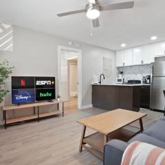 Indulge in Downtown Austin Apt Near Zilker Park