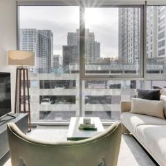 River N 1BR w Gym Lounge Roof 1 block to L CHI-660