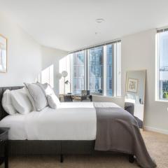 Downtown Bellevue Studio w Gym WD nr shops SEA-116