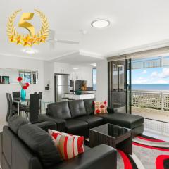 ケアンズ ラグジュアリー シーフロント アパートメント（Cairns Luxury Seafront Apartment）