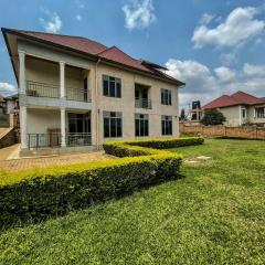 Captivating 7-Bed House in Kigali Rwanda