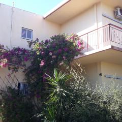 quiet home with sea view