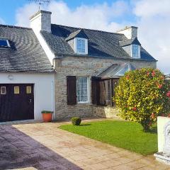 Gorgeous Home In Le Cloitre S Thegonnec With Kitchen