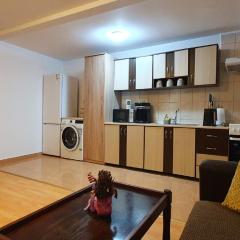 Moonlight-House Dark Side Apartment