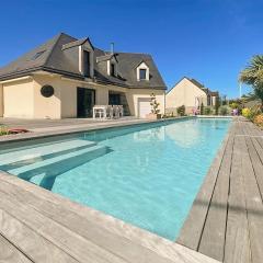 Stunning Home In Montfort-sur-meu With Outdoor Swimming Pool, Heated Swimming Pool And Private Swimming Pool