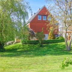 Awesome Home In Drochtersen With Kitchen