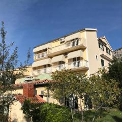 Apartments Marina