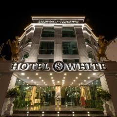 HOTEL S WHITE