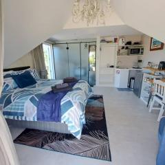 Cape Dutch Flair Business unit