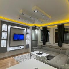 Greenside Apartment 3