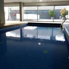 3 BEDROOMS, 2 BATHROOMS FOR 6 PAX, SWIMMING POOL, FREE PARKING and NEAR THE BEACH!