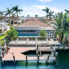 Grove Marco 3BR Waterfront Home Heated Pool & Dock