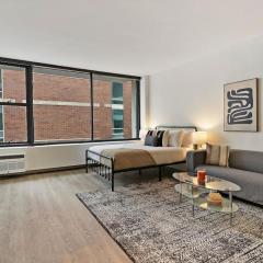 Stylish & Spacious Studio Apt with In-Unit Laundry - Chestnut 21D