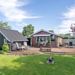 Holiday Home Ainikki - 200m from the sea in Funen by Interhome