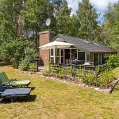 Holiday Home Herlek - 200m from the sea in Djursland and Mols by Interhome